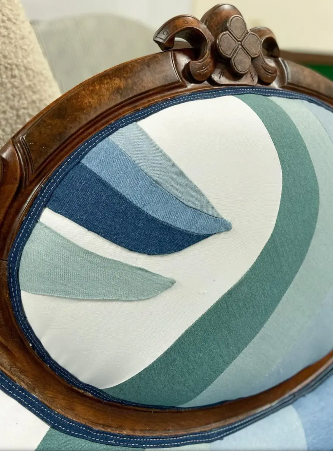 Mid 19th Century Walnut Sofa