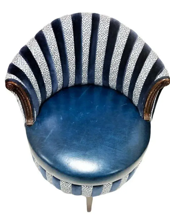 Mid 20th Round Accent chair