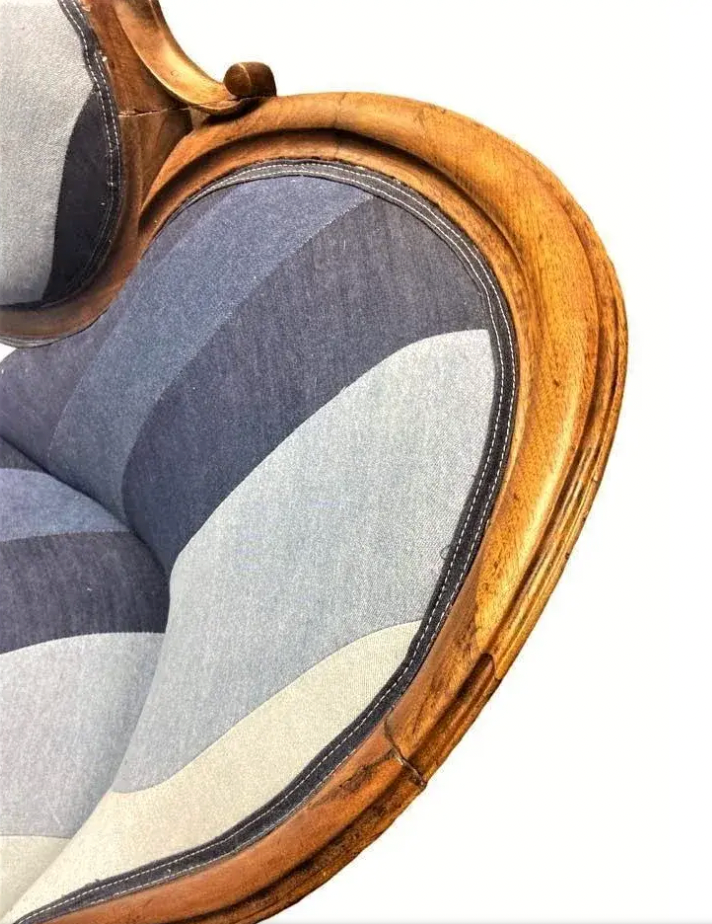 Mid 19th Century Walnut Sofa