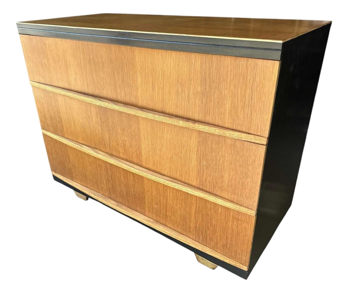 Harmony House Oak Mid Century Chest of Drawers - Dovetailed - Circa 1960 - Image 2