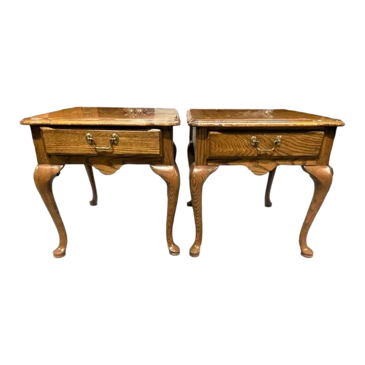 Pair of Thomasville Vintage Solid Oak Queen Anne Side Tables Late 20th Century - Image 2