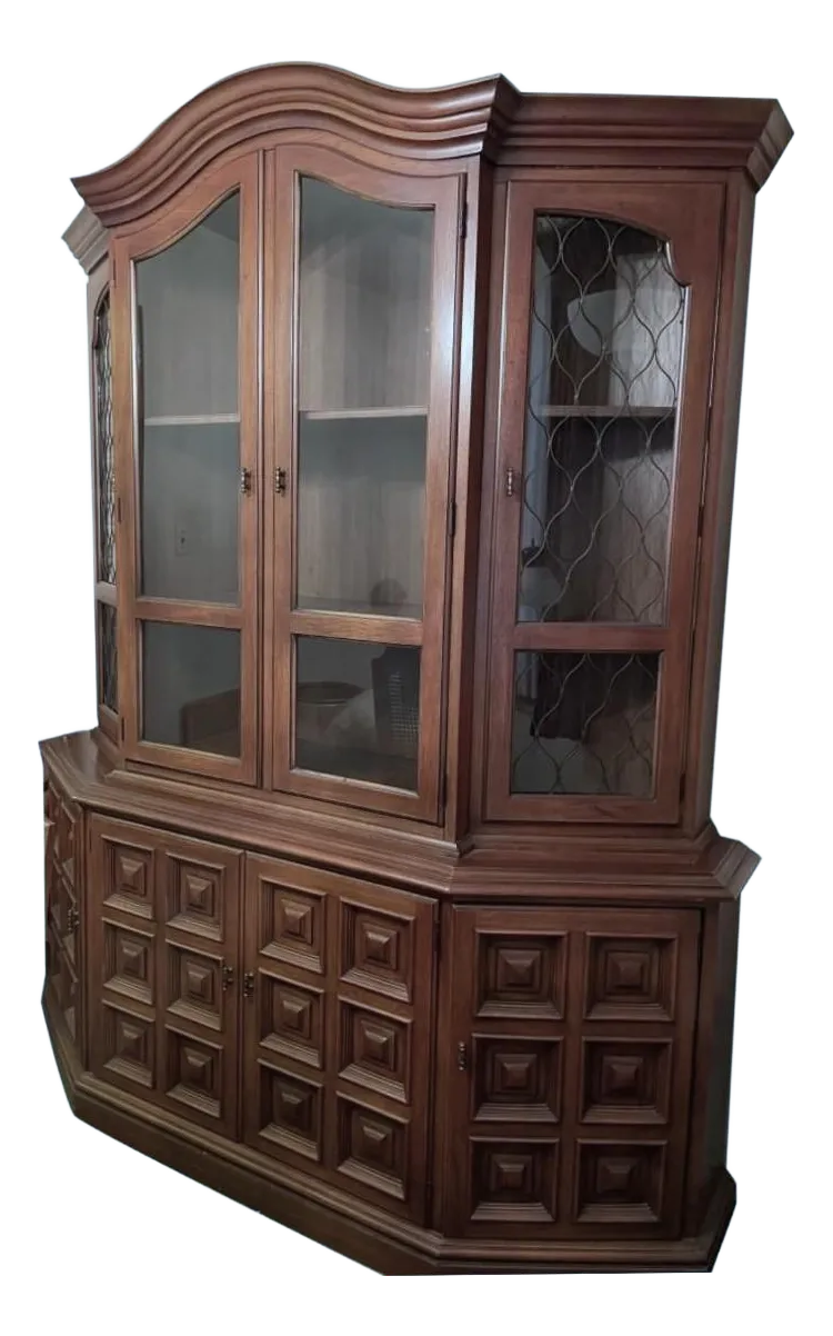 Drexel Esperanto Walnut Spanish Style Breakfront China Cabinet Made in 1967 - Image 2
