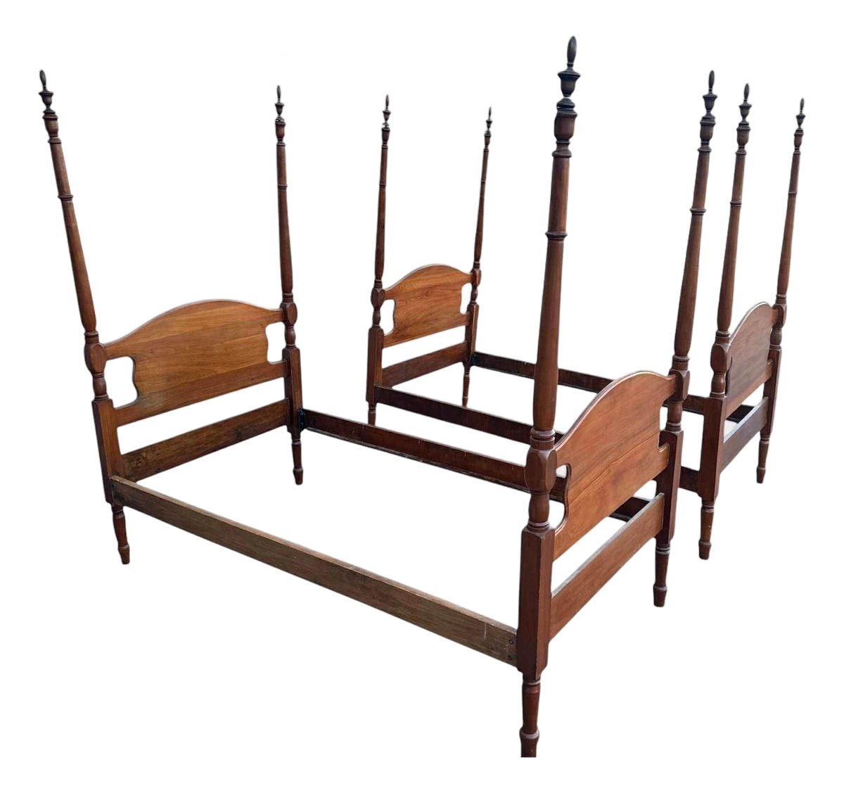 Pair of 19th Century Antique Solid Cherry Wood Four Poster Twin Beds - English Traditional Style - Image 2