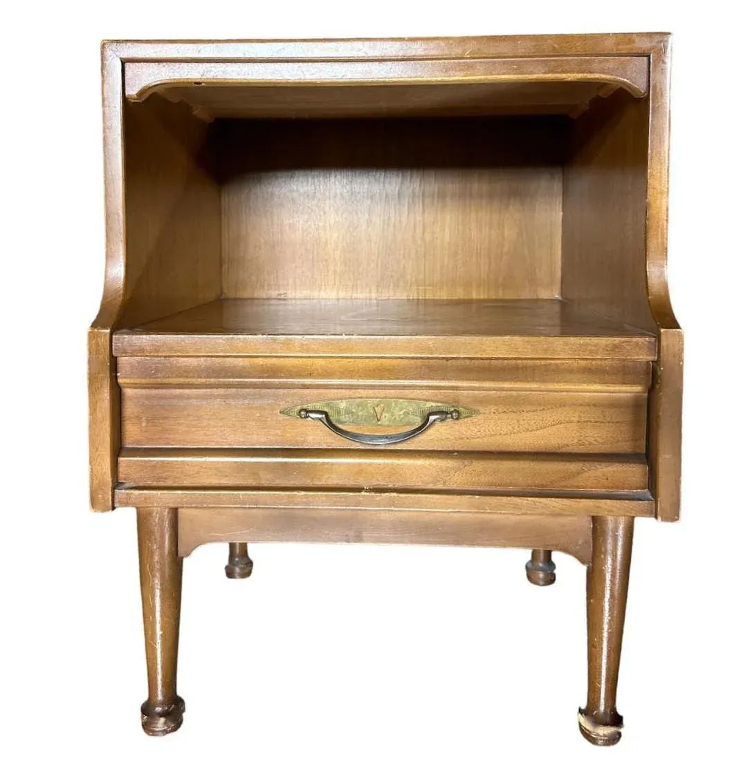 American of Martinsville Nightstand - Image 3