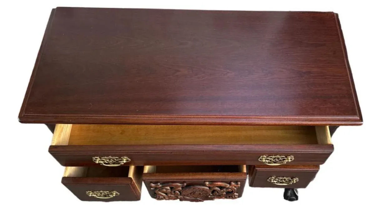 Solid Mahogany Carved Philadelphia Chippendale Lowboy - Vintage Late 20th Century - Image 3