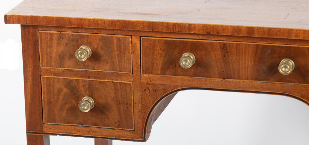 Flame Mahogany Antique Georgian English Ladies Writing Desk - Circa Early 19th Century - Image 3