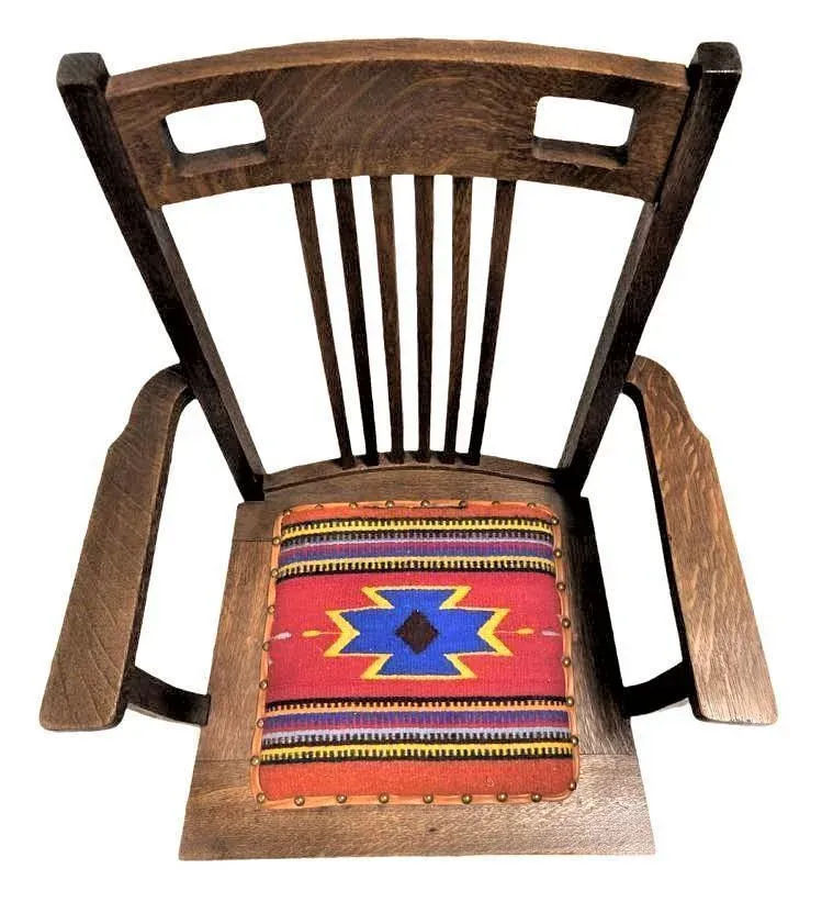 Antique in the Manner of Frank Lloyd Wright - Prairie Style Quarter Sawn Oak Arm Chair With Hand Woven Oaxaca Tapestry Seat - Early 20th Century - Image 3