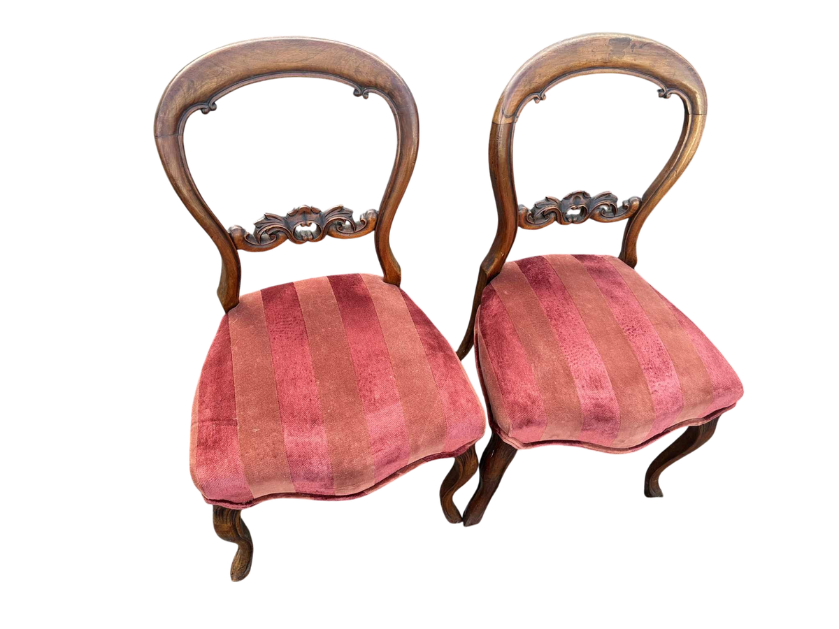 Pair of 19th Century Balloon Back Salon Chairs in Fine Carved Walnut and Elegant New Upholstery - Image 3