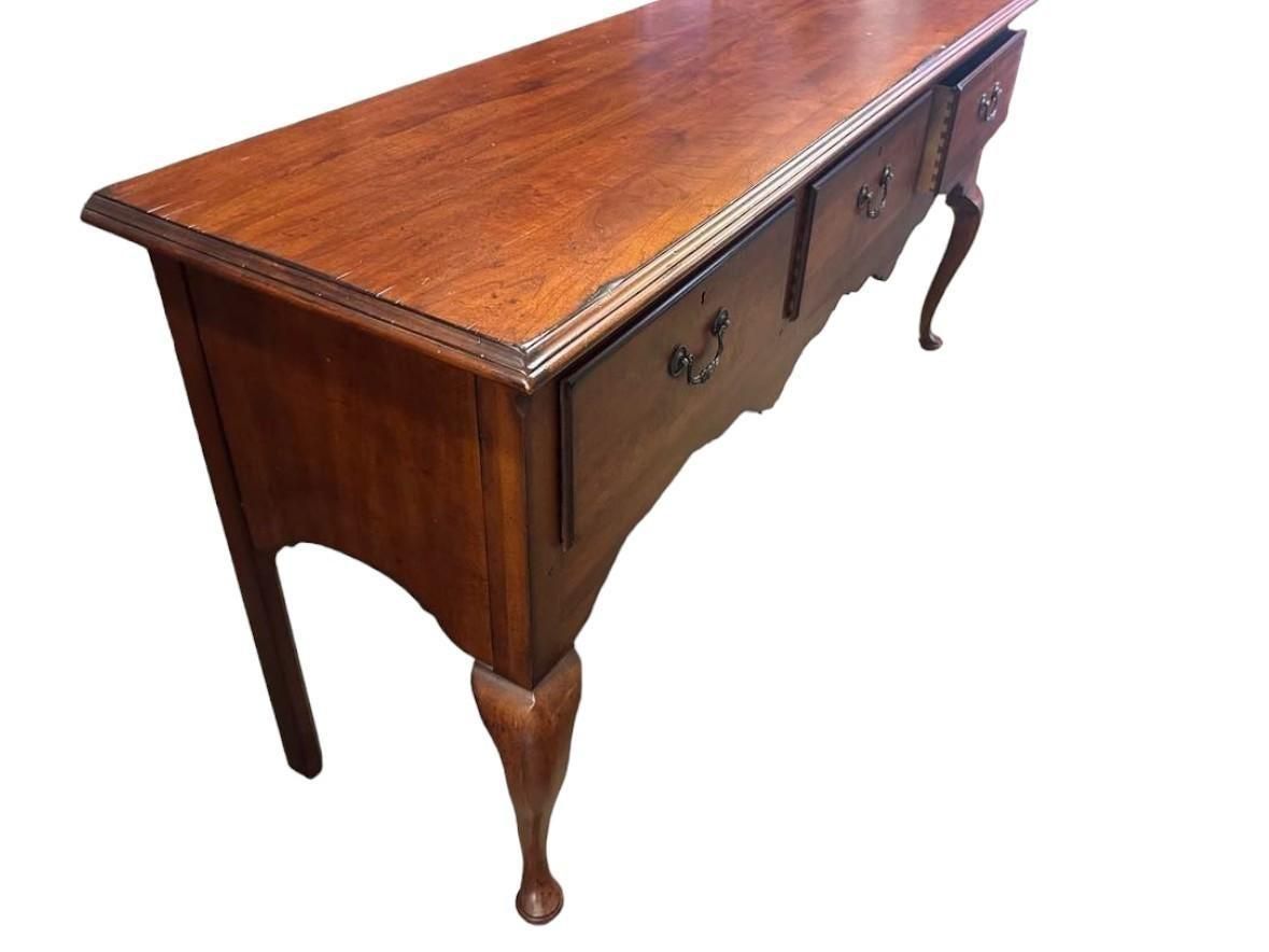 Drexel Heritage Cherry Wood Buffet Credenza - Vintage Late 20th Century - Image 3