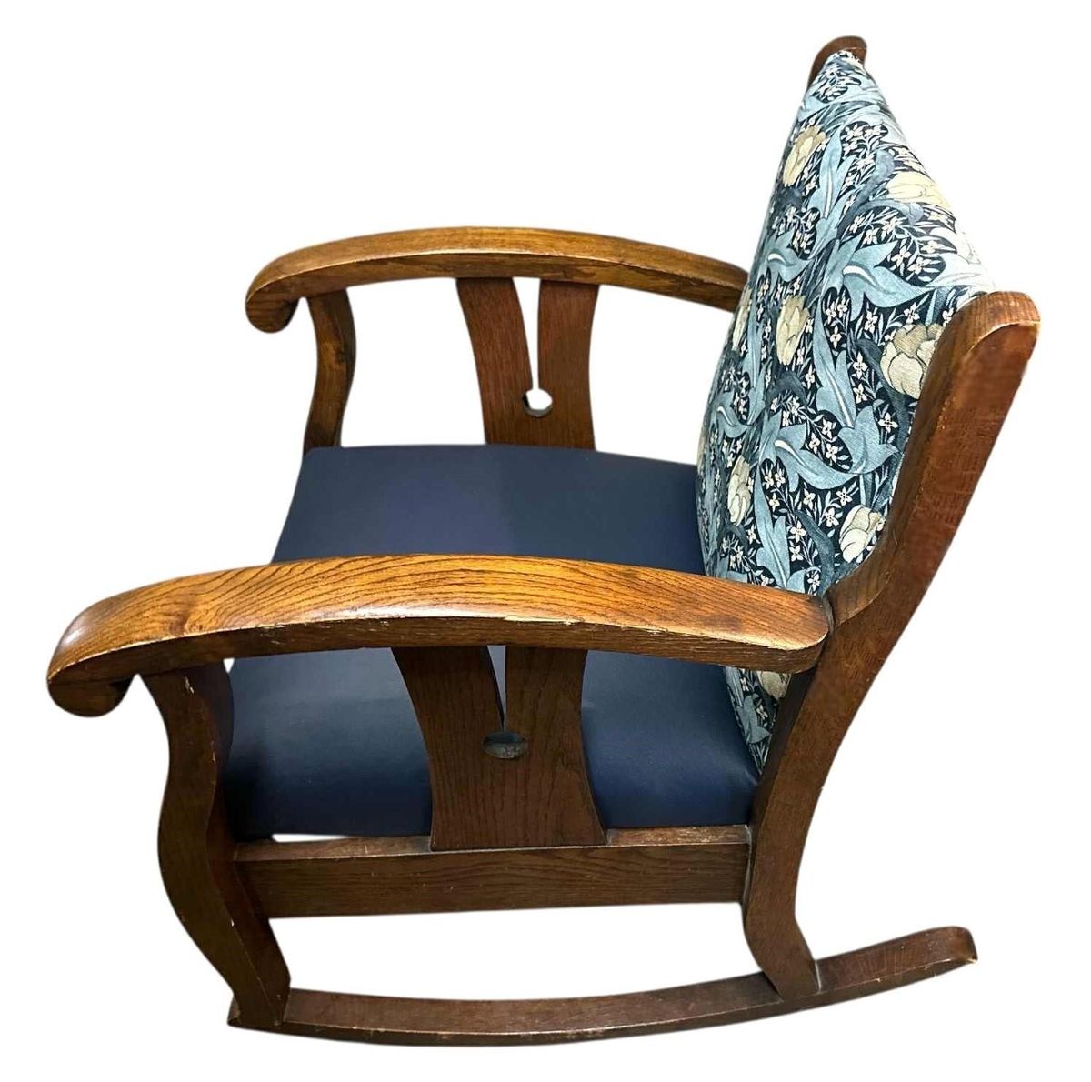 Late 19th Century Liberty & Co. Attributed Oak Rocking Chair With New G. P. & J. Baker Indigo and Ivory Linen and Indigo Leather - Image 3