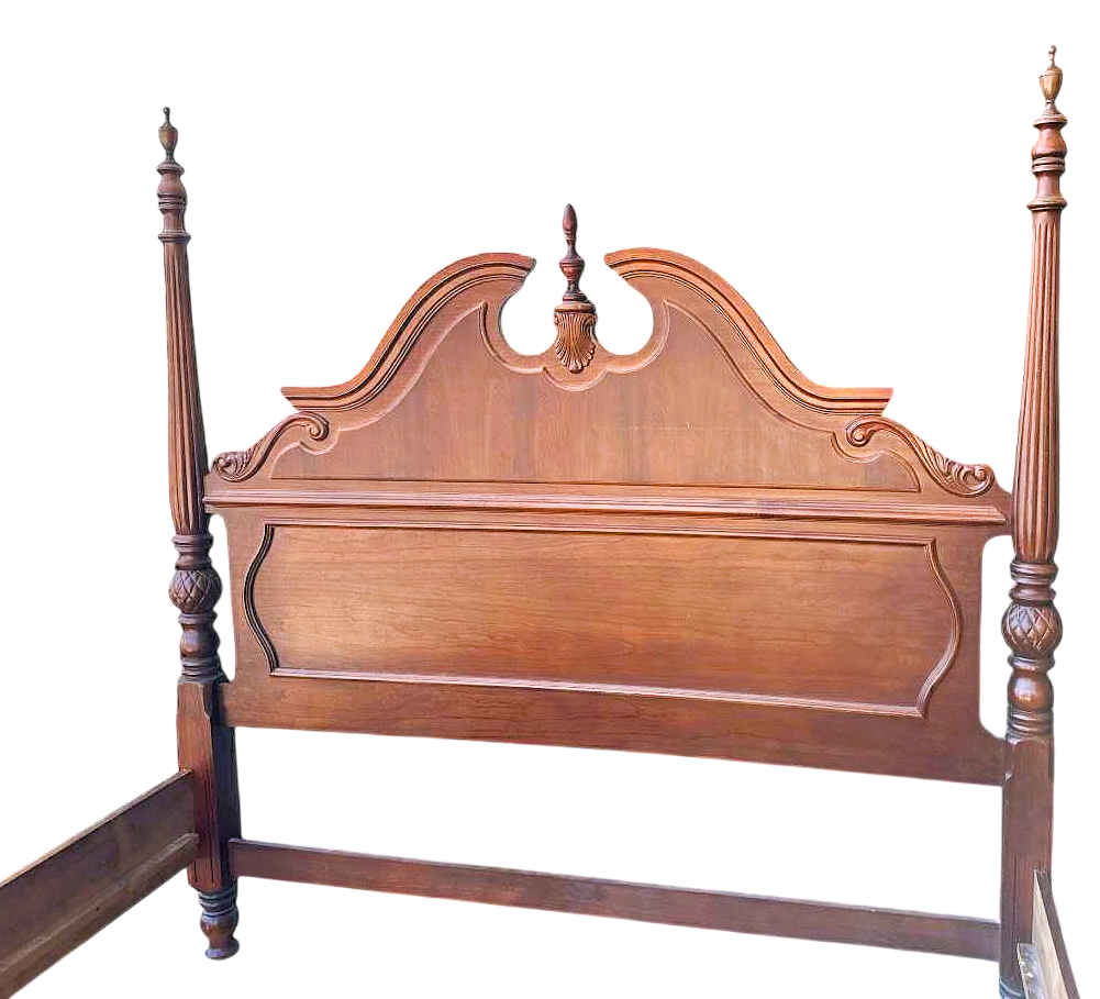 King Size Stanley Furniture Cherry Wood Chippendale Style Bed - Made in North Carolina in 1998 - Image 3