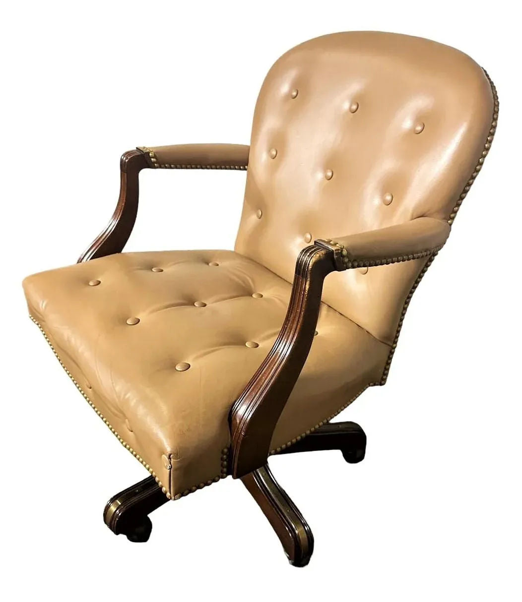 Vintage Leather Executive Swivel Chair by Leathercraft - Early 21st Century - Image 3
