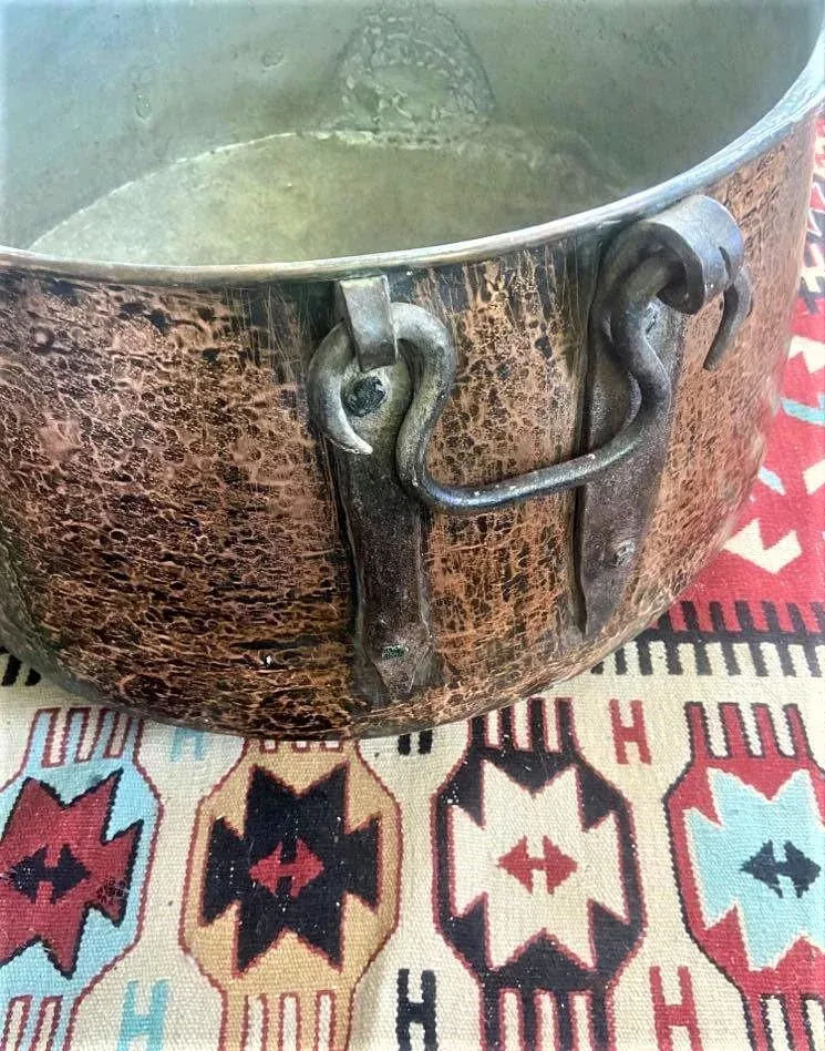 Large Antique Hammered Copper Cauldron With Hand Wrought Iron Handles - Image 4