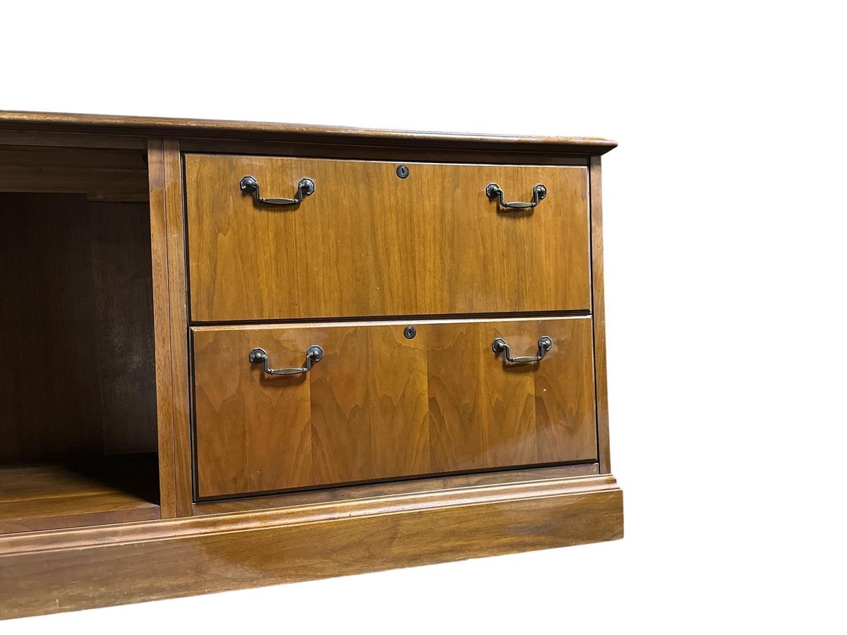 Very Large 90" Solid Walnut Executive Credenza - Vintage Late 20th Century - Image 4