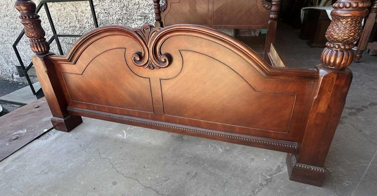 King Size Cherry Wood Four Poster Bed - Vintage Late 20th Century - Image 4