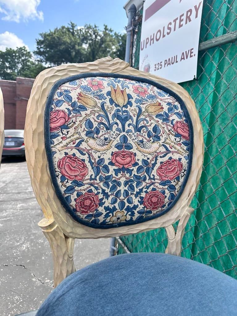 Faux Bois Dining Table and Four Chairs by Andre Originals With New William Morris 'Rose' Linen Upholstery - Vintage Late 20th Century - Image 4