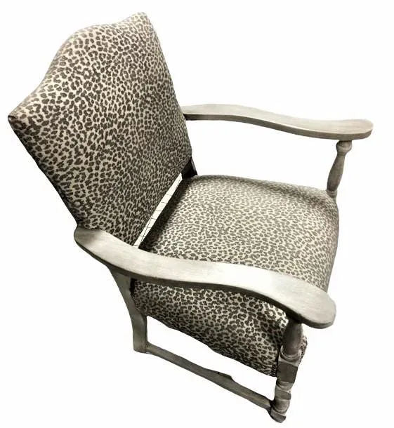 Early 20th Century Spanish Revival Armchair With Textured Kravet Upholstery - Image 4