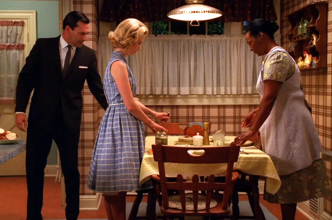Betty Draper 'Mad Men' Maple Breakfast Table by Willett Furniture - Mid 20th Century - Image 5