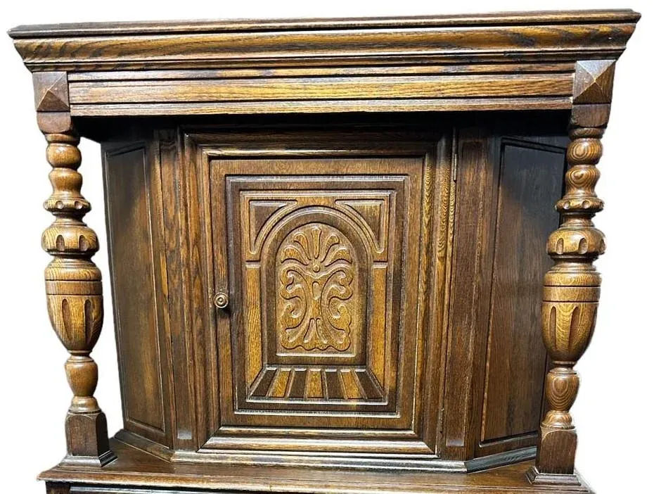 Antique 1920s Spanish Revival Oak Liquor Cabinet or Cupboard - Image 5