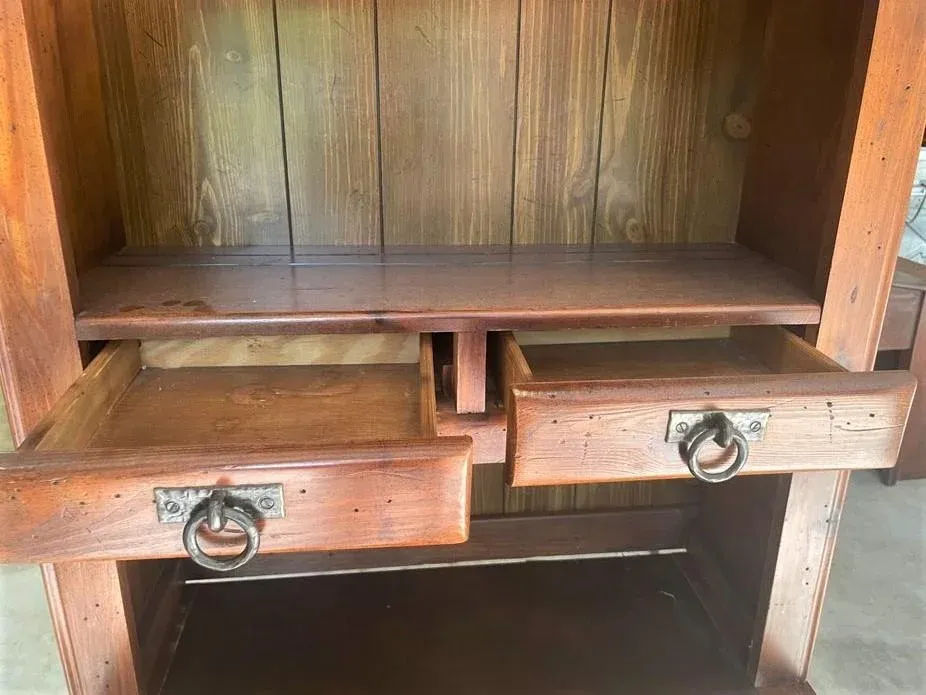 Henry Link Vintage Link Taylor ‘Rawhide’ Series Chest and Hutch - Made in North Carolina in 1976 - Image 5