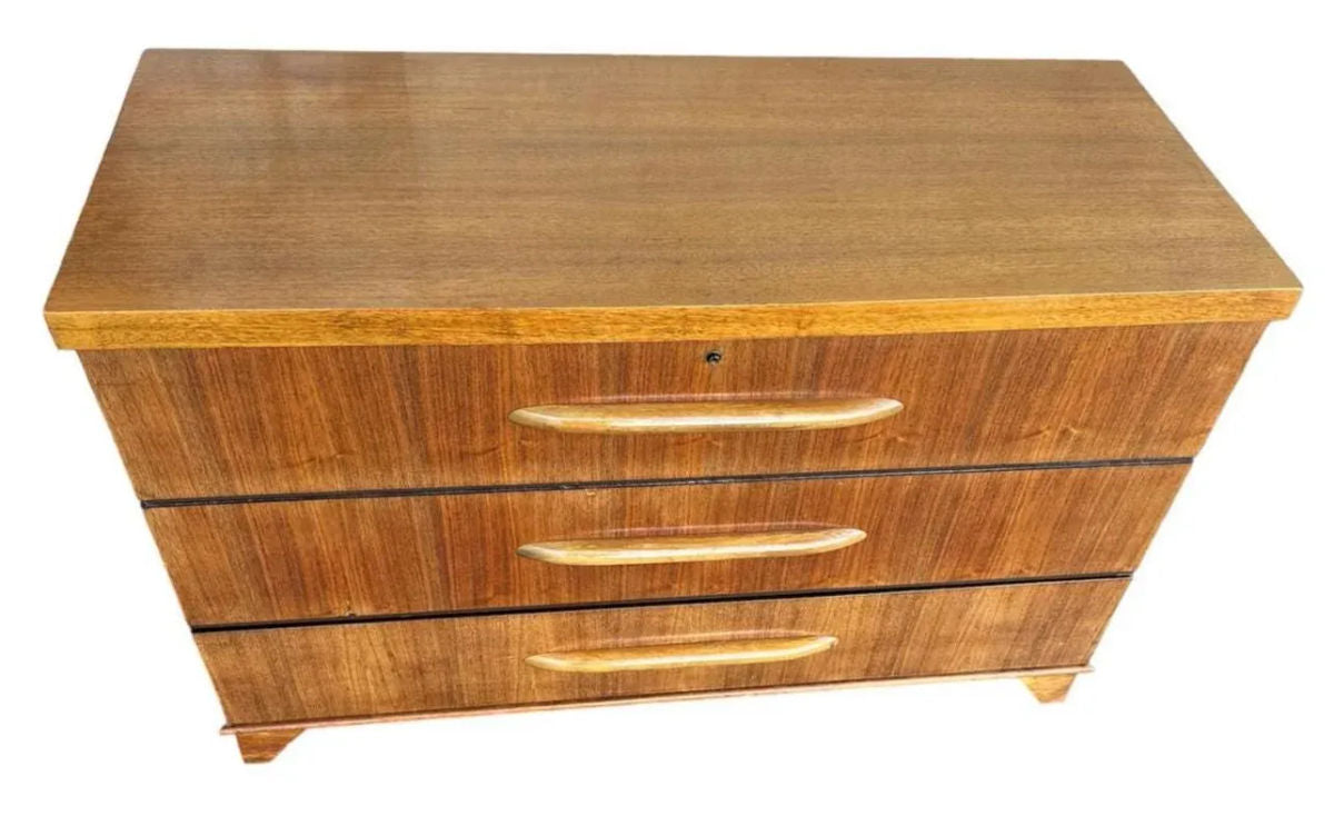 Merton Gershun Attributed Walnut Dillingham Bluebird Cedar Chest - Circa 1950s - Image 5