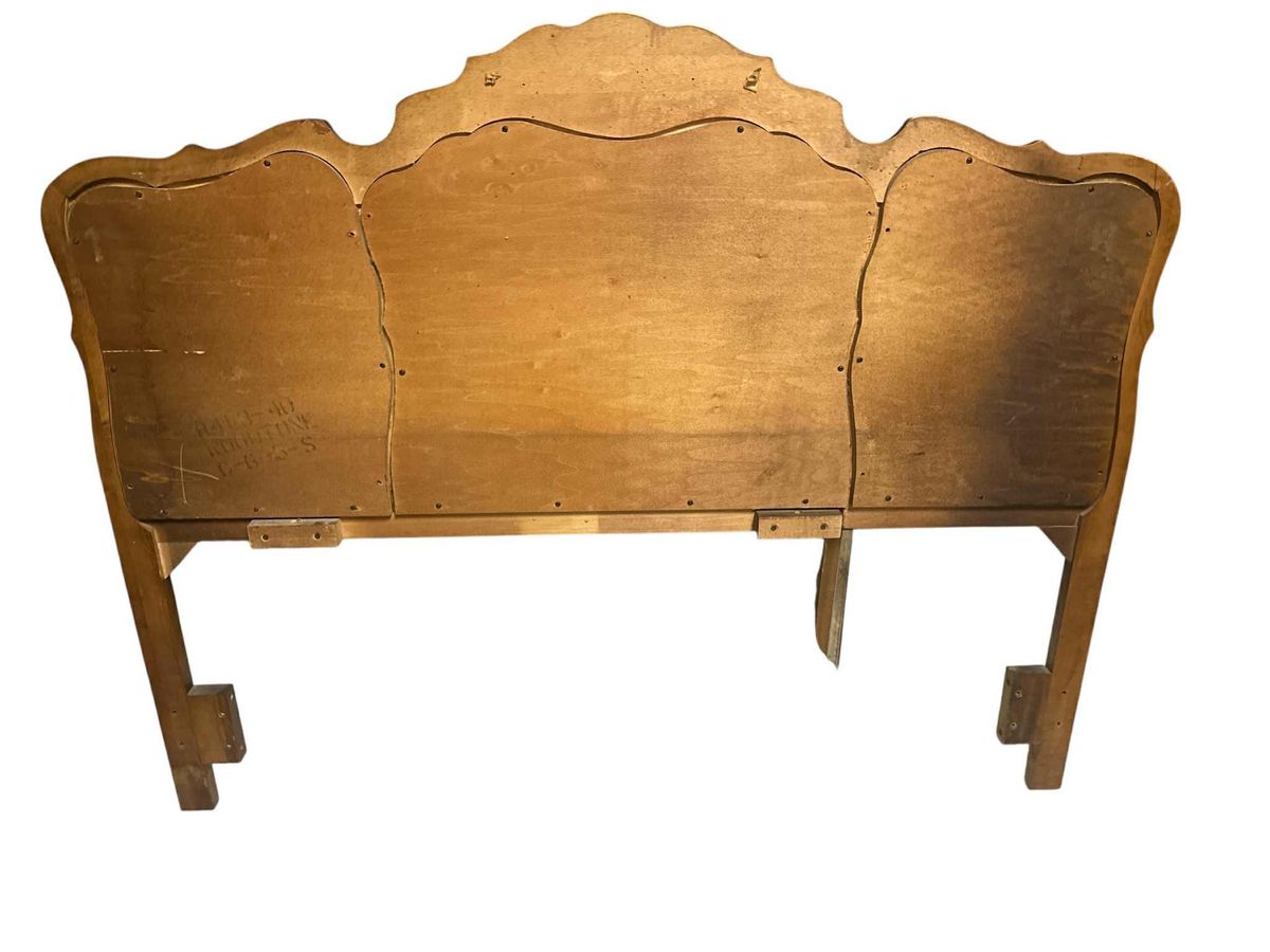 Queen Size French Provincial Louis XV Style Walnut, Burlwood and Caning Headboard - Vintage 1960s - Image 5