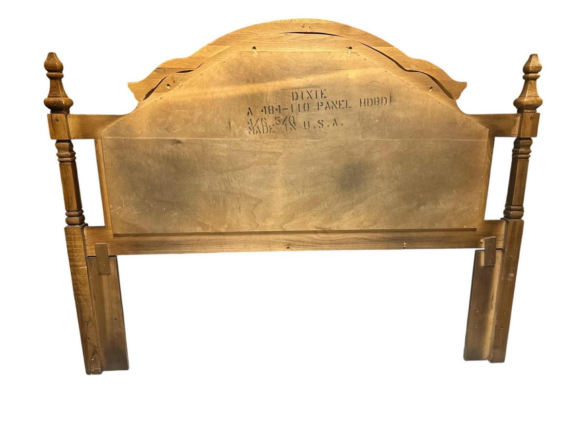 Queen Size Dixie Furniture Solid Oak French Provincial Headboard - Vintage Circa 1970 - Image 5