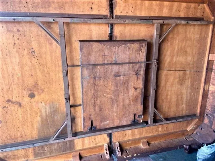 Antique Spanish Revival Walnut Dining Table - 1920s - Image 6