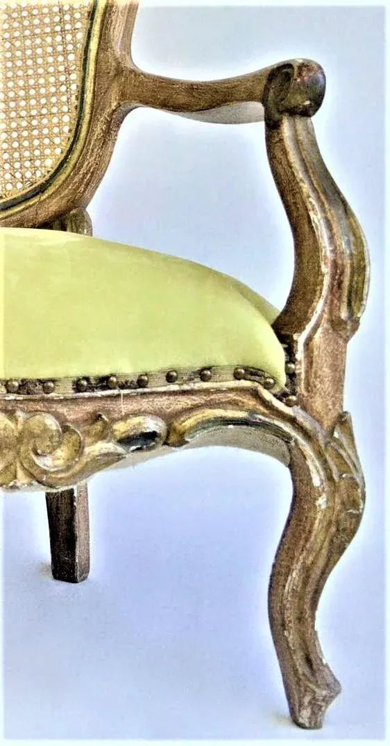 Late 18th Century Spanish Colonial Antique Gilt and Painted Gesso Frame Settee - Image 6