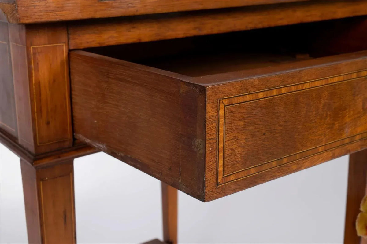 English Antique Edwardian Mahogany 'Envelope' Game Table - Provenance Adolphus Busch Heirs - Circa 1900 - Image 6