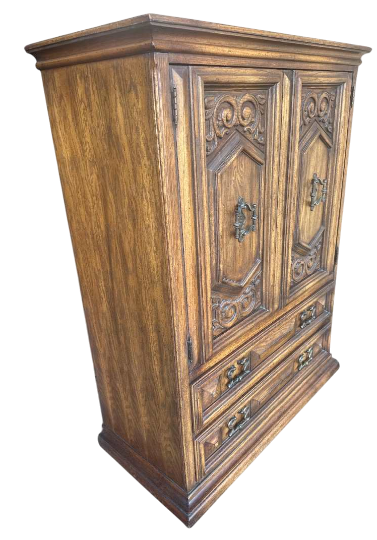 Spanish Colonial Revival Vintage Carved Solid Oak Gentleman's Chest or Armoire Crafted in North Carolina by United Furniture - Image 6
