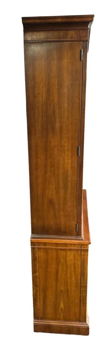 Kindel Grand Rapids 'Milano' Cherry Breakfront China Cabinet - Circa 1960 - Image 6
