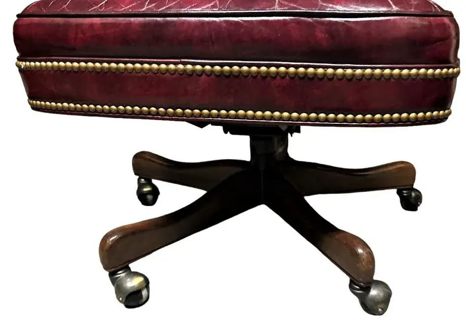 Hancock & Moore Vintage Burgundy Leather Executive Swivel Chair - Late 20th Century - Image 6