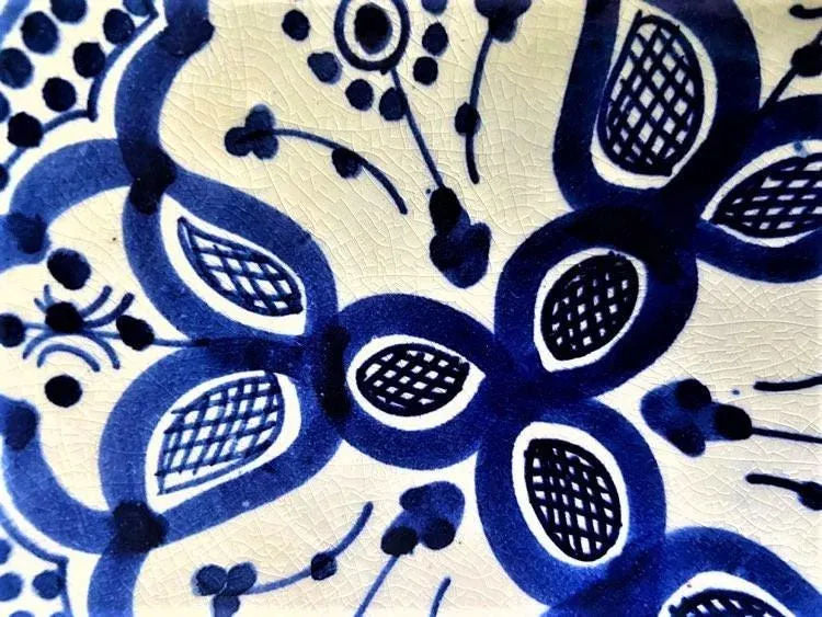 Late 20th Century Moroccan Cobalt Blue and White Decorative Plate - Image 6