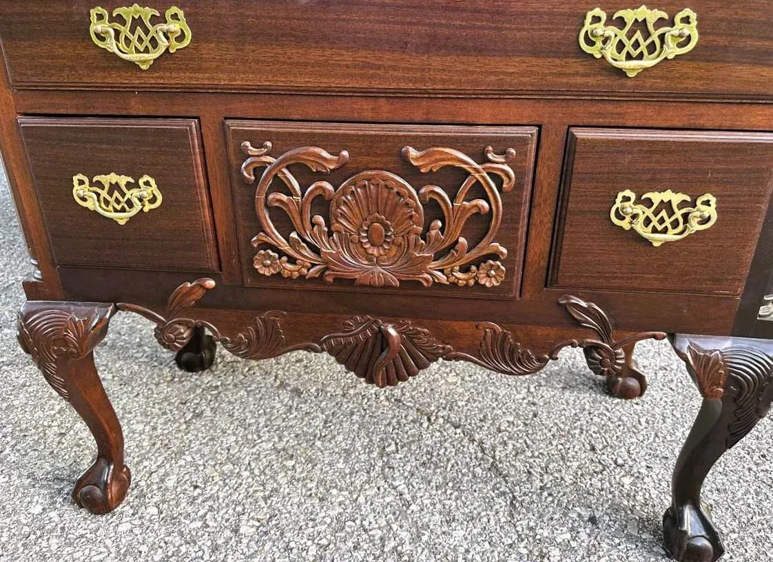 Solid Mahogany Carved Philadelphia Chippendale Lowboy - Vintage Late 20th Century - Image 6