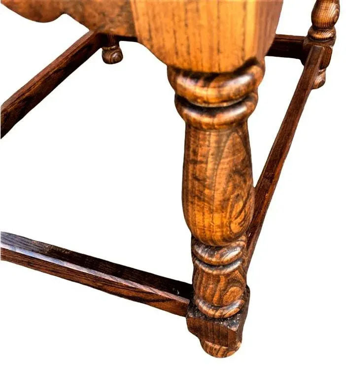 Solid Oak Hammary End Table or Nightstand With Spanish Revival Details - Mid 20th Century - Image 6