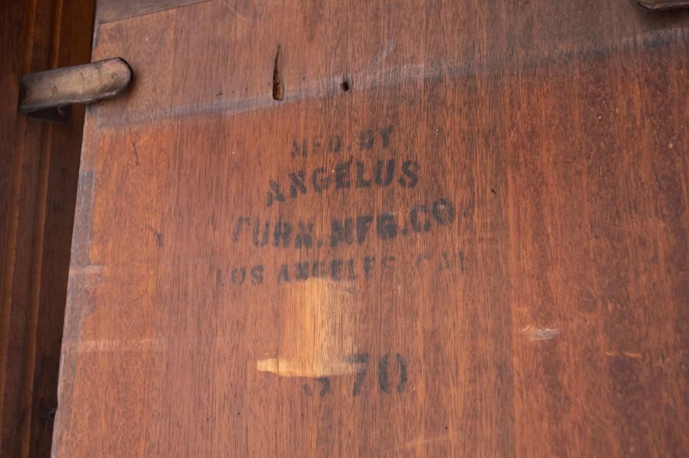 1920s Made in Los Angeles by Angelus Furniture Solid Oak Convertible Console or Library Table - Image 6