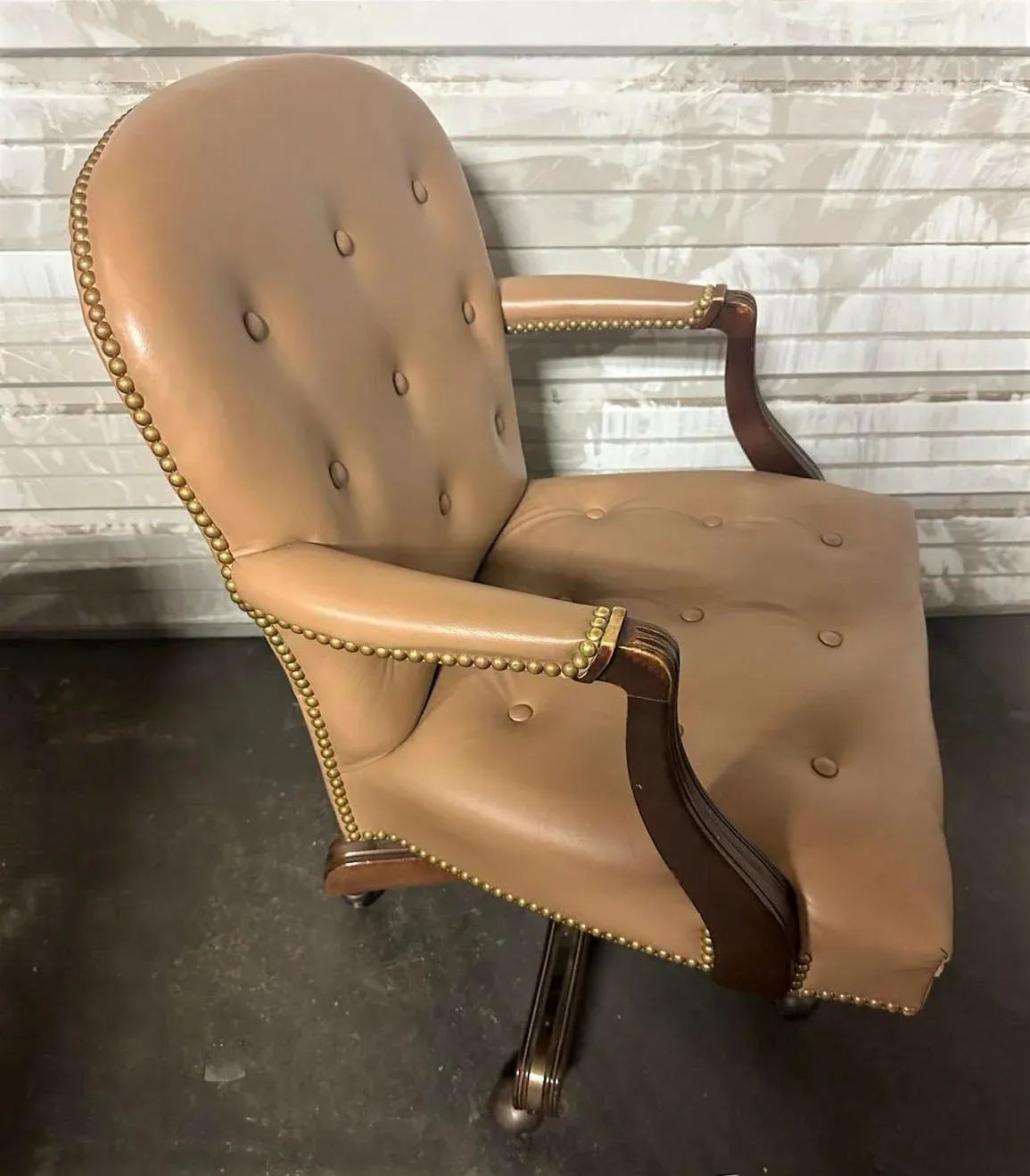 Vintage Leather Executive Swivel Chair by Leathercraft - Early 21st Century - Image 7