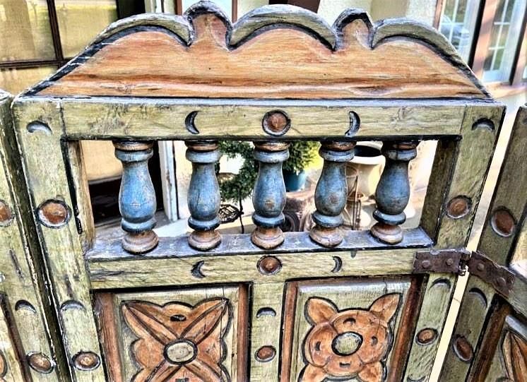 Extraordinary Antique Painted 18th Century Spanish Colonial Room Divider From Mexico - Image 8
