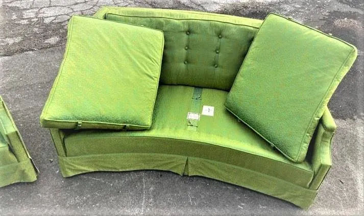 Baker Furniture Hollywood Regency Sofas Dated 1963 With Original Emerald Upholstery - a Pair - Image 8