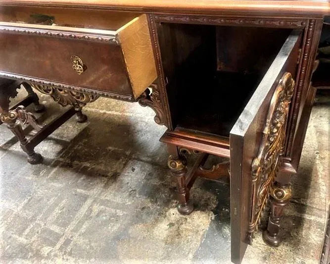 Al Capone's Chicago Era Antique Spanish Revival Walnut and Burlwood 78" Sideboard - 1920s - Image 8