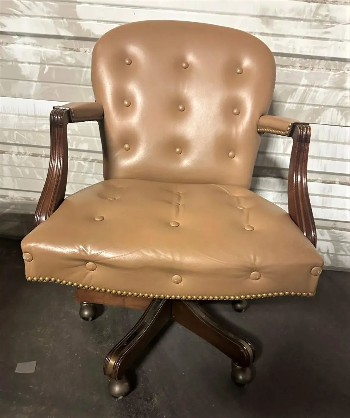 Vintage Leather Executive Swivel Chair by Leathercraft - Early 21st Century - Image 8