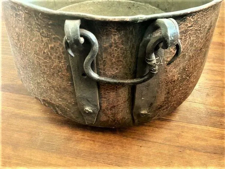 Large Antique Hammered Copper Cauldron With Hand Wrought Iron Handles - Image 8