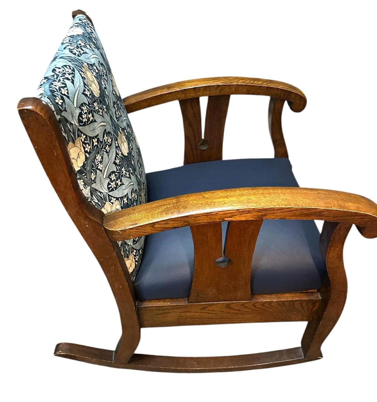Late 19th Century Liberty & Co. Attributed Oak Rocking Chair With New G. P. & J. Baker Indigo and Ivory Linen and Indigo Leather - Image 8