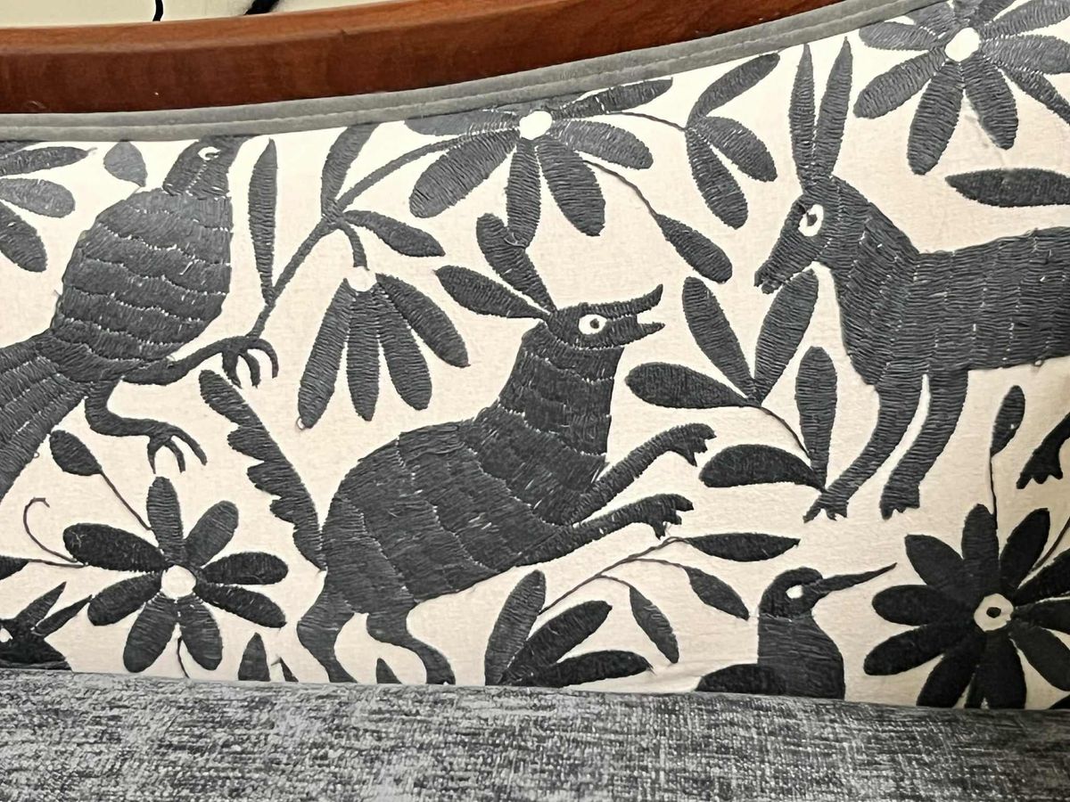 ‘Empress Carlota’ Mahogany Empire Chaise - Circa 1860s - Reupholstered With New Otomi Hand Embroidery and Leather - Image 9