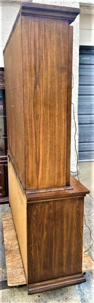 Vintage Breakfront Holman Manufacturing Large Spanish Revival Oak Standing China Cabinet - 1960s - Image 9
