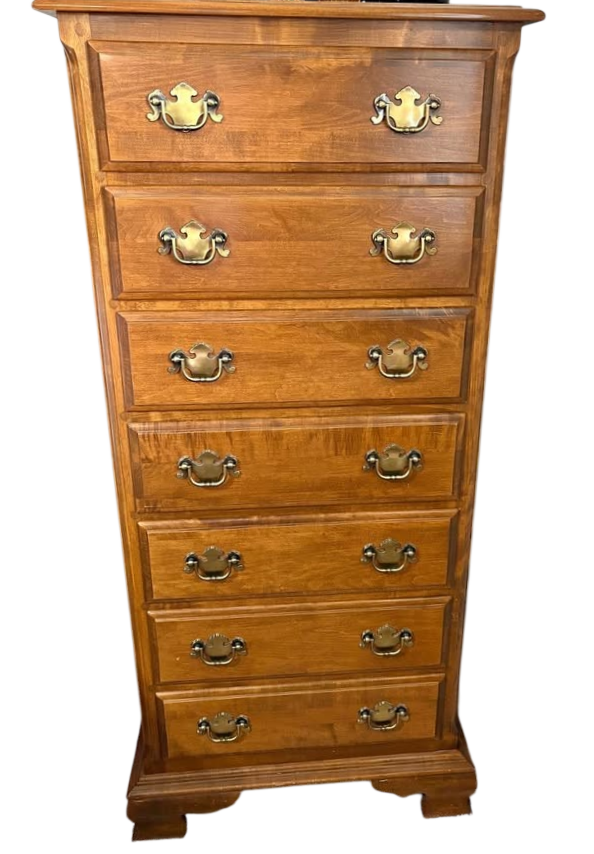 Henredon Vintage Georgian Walnut Tall 9-Drawer Dresser - Circa 1970s - Image 9