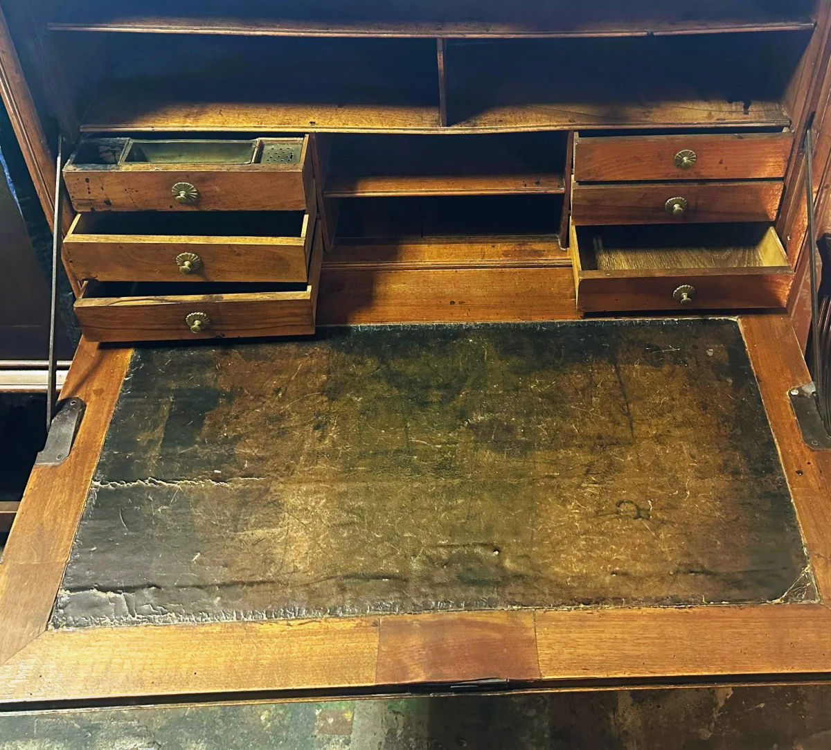 18th Century French Louis XVI Walnut Secrétaire à Abattant - Provenance Adolphus Busch and Brookings Heirs - Image 9