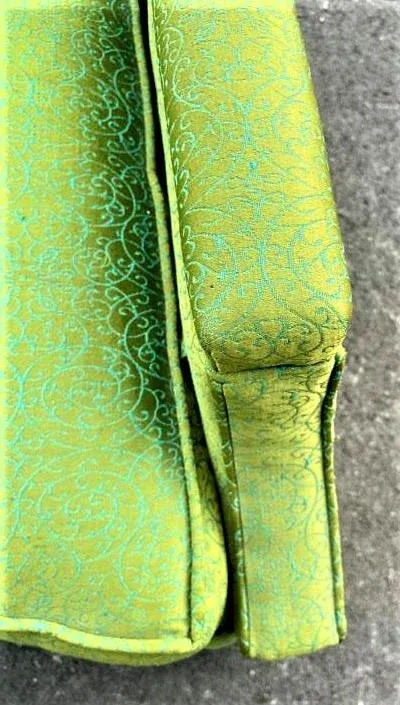 Baker Furniture Hollywood Regency Sofas Dated 1963 With Original Emerald Upholstery - a Pair - Image 9