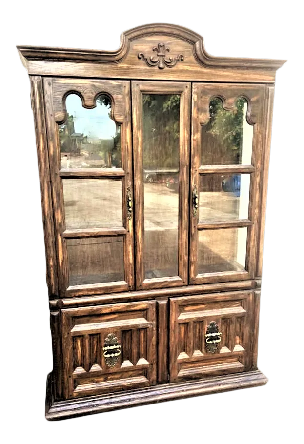 Vintage 1960s Keller Furniture Spanish Revival Solid Oak China Cabinet - Image 11